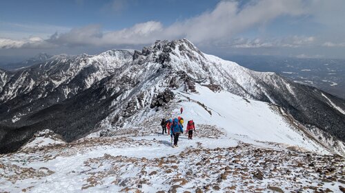 ２４．赤岳山頂への登り.jpg